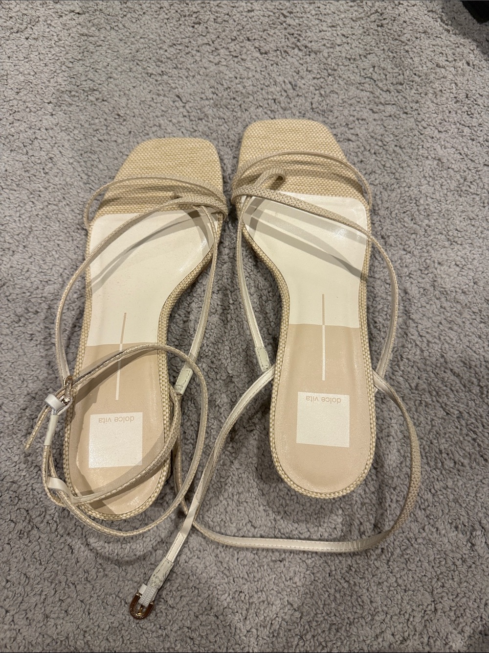 NEVER WORN Dolce Vita Natural Beige Square-Toe block heel with ankle strap